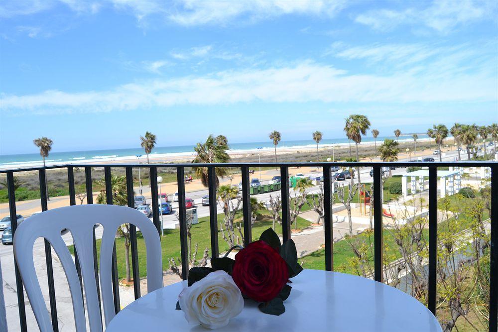 Hotel Oasis Conil De La Frontera Eksteriør billede
