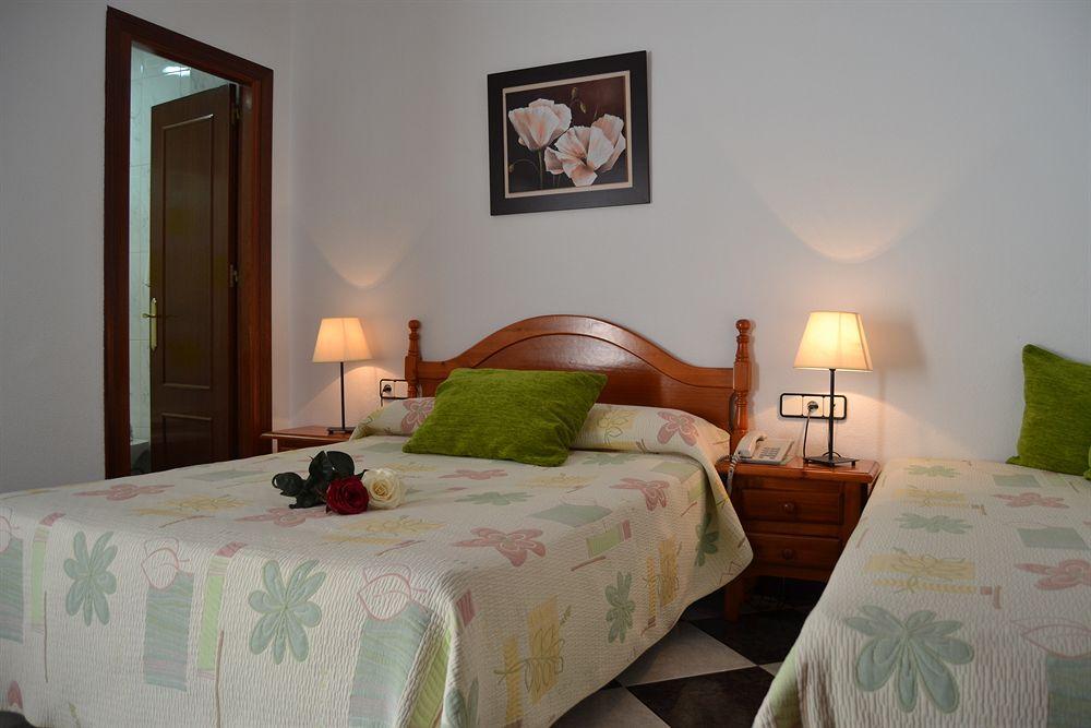 Hotel Oasis Conil De La Frontera Eksteriør billede