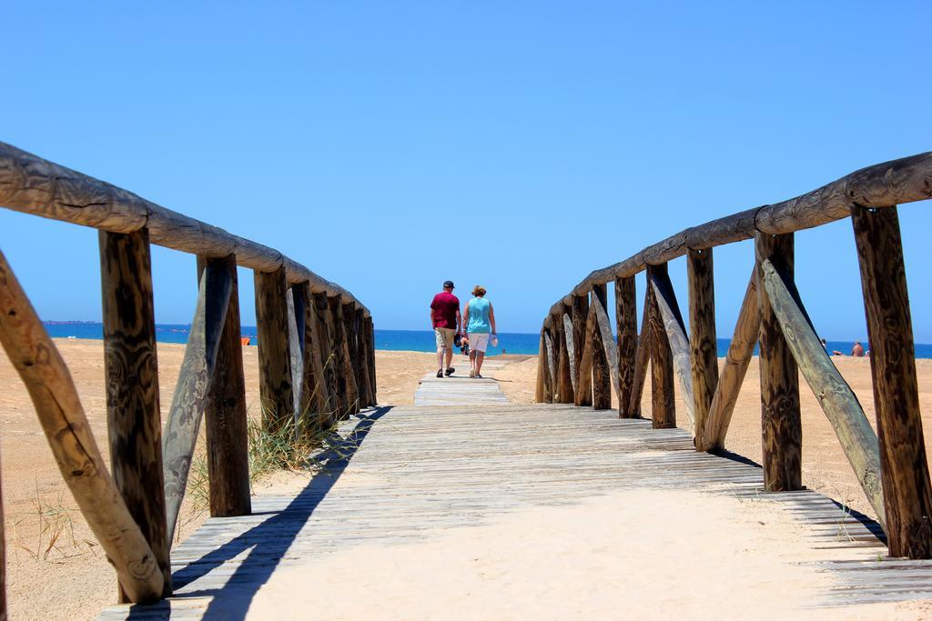 Hotel Oasis Conil De La Frontera Eksteriør billede